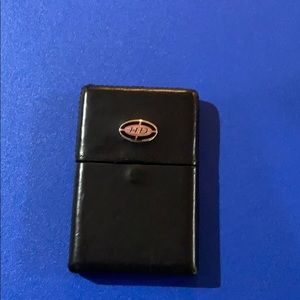 H-D bus card holder.